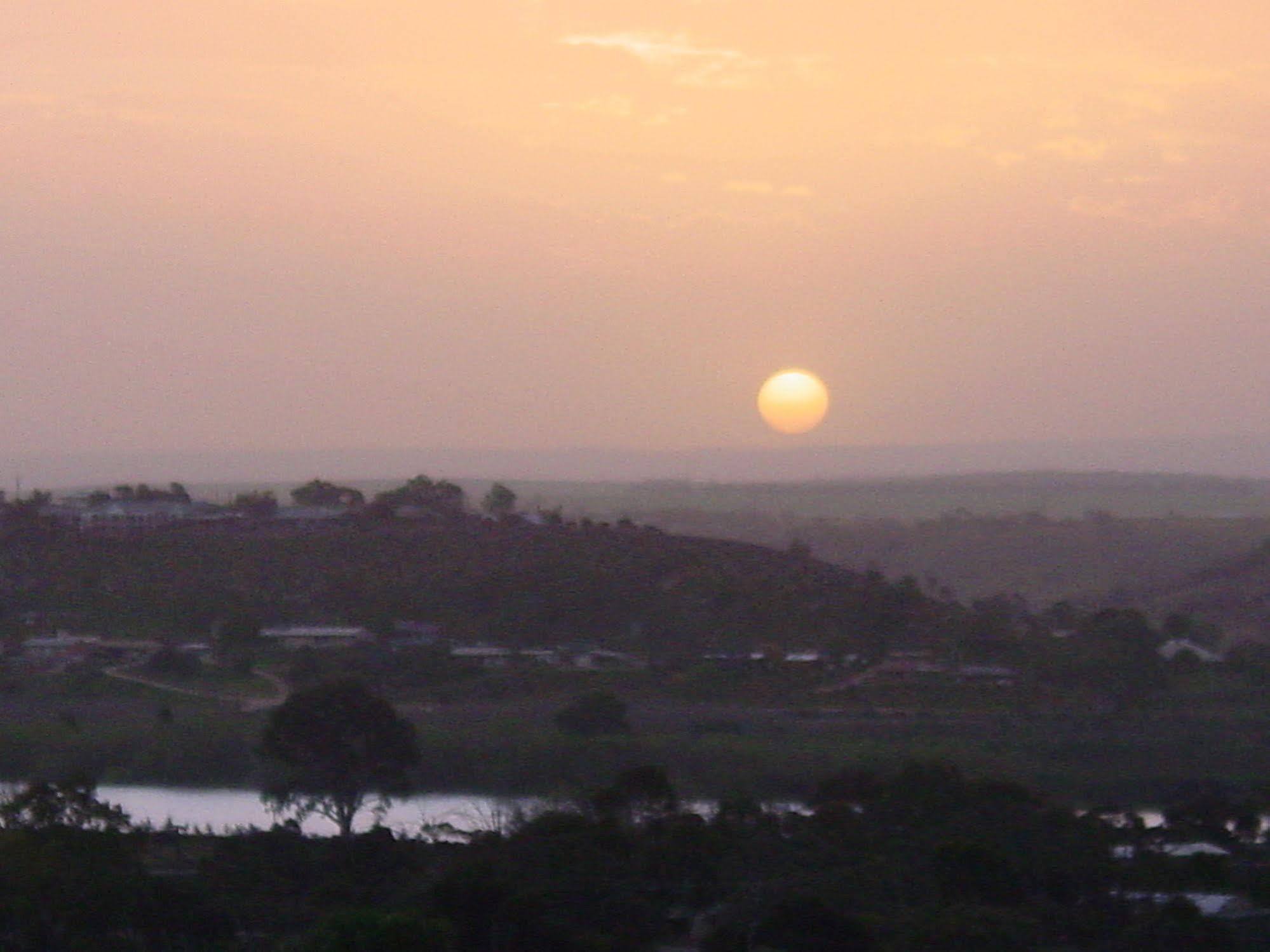 מאנום Riverview Rise Retreats מראה חיצוני תמונה